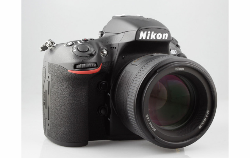 Nikon D810