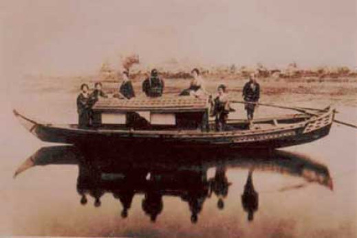 Fotografie z przełomu epok Edo i Meiji w Manggha