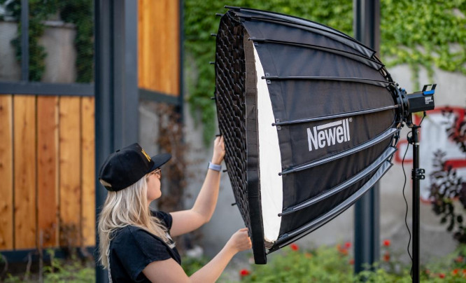Newell prezentuje zestaw LED do fotografii produktowej oraz nowe modyfikatory