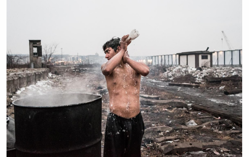fot. Vincenzo Montefinese, Stuck in Serbia / nagroda w konkursie Urban International Photo Awards 2020