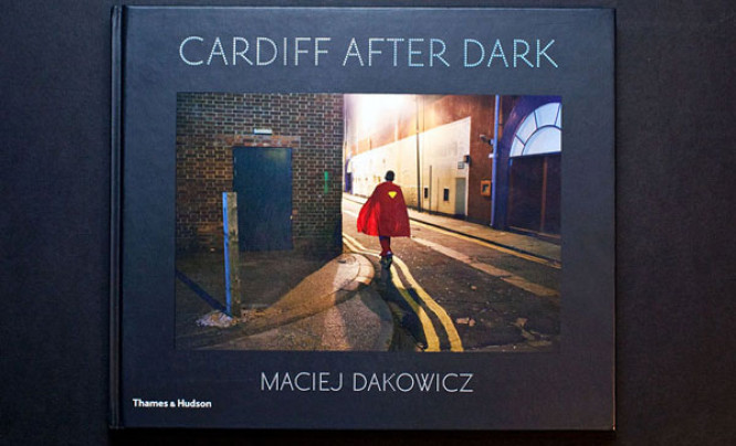 Maciej Dakowicz "Cardiff After Dark" - recenzja