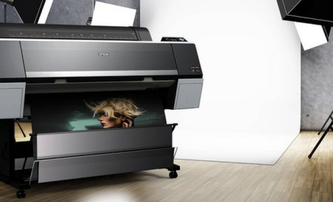  Nowe wielkoformatowe drukarki w ofercie Epsona