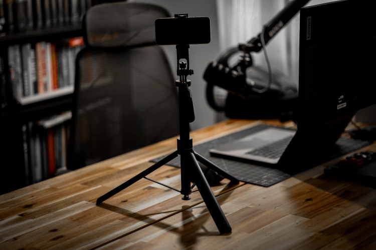 Benro BK70 - selfie stick i statyw w jednym