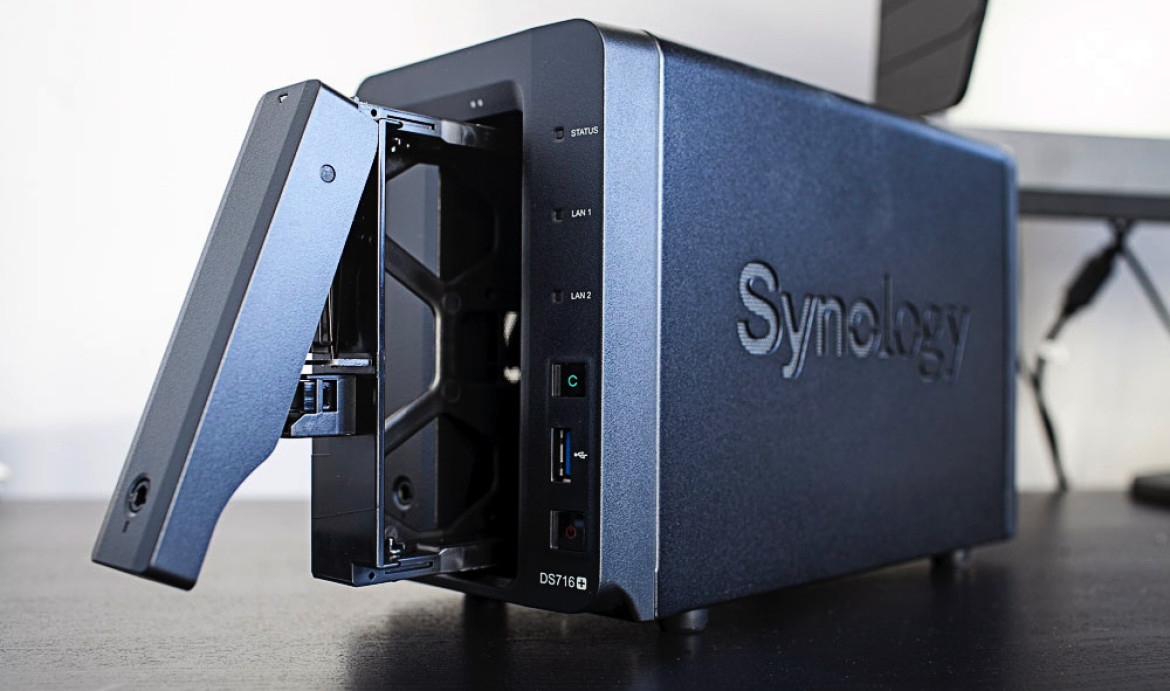 Synology DS716+