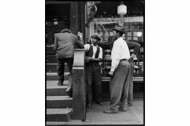 Siłowanie na rękę w Harlemie, Nowy Jork, 1940, (c) AndreasFeiningerArchive.com