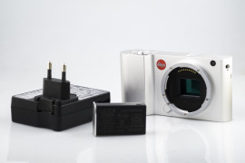 Leica T - bateria i ładowarka