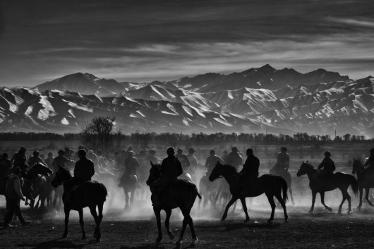 fot. Alain Schroeder, z cyklu Dead Goat Polo, 2. miejsce w kat. Editorial: Sports / ND Awards 2020