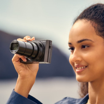 Panasonic Lumix TZ300 - kompakt z długim zoomem powraca z zaświatów. Niestety już bez wizjera