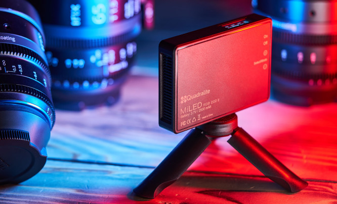 Quadralite MiLED 200 RGB II - kieszonkowy kolor