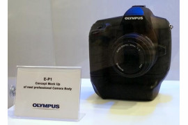 wstępna makieta następcy Olympusa E-1