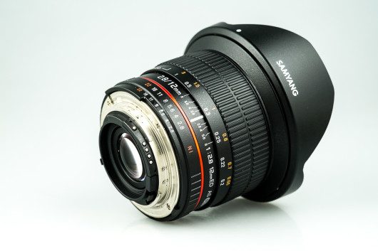 Samyang 12 mm f/2,8 ED AS NCS Fish-eye 