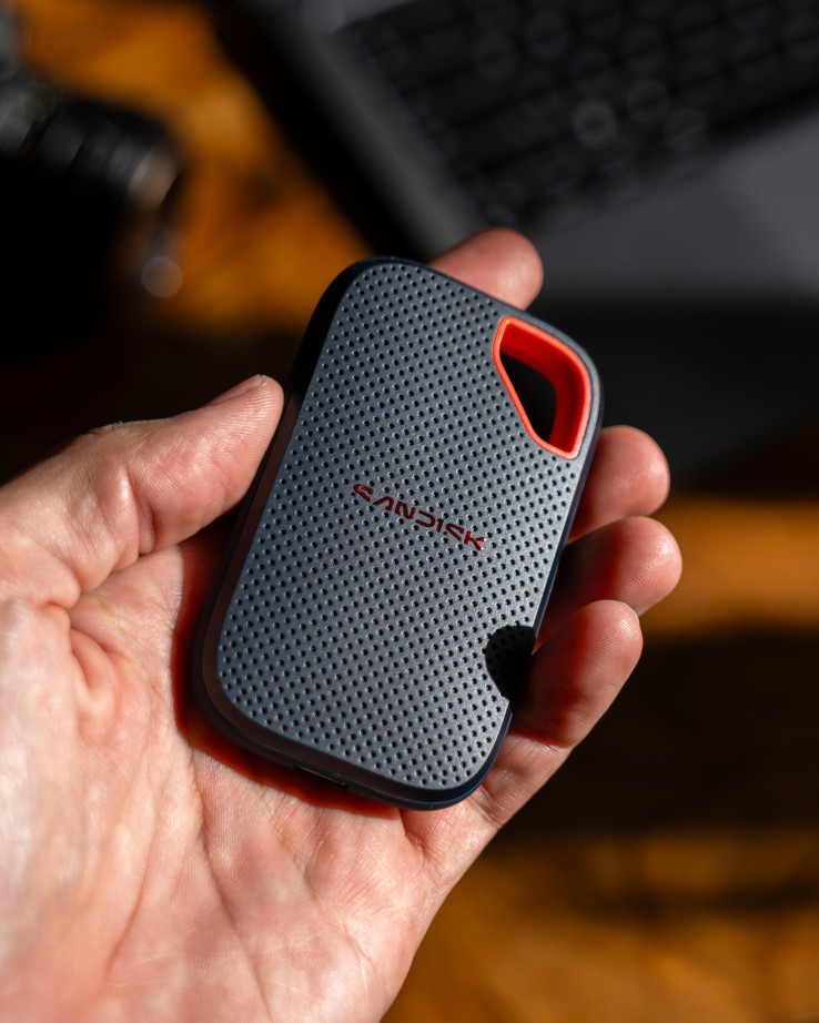 Kogo stać dziś na dyski Pro? Test SanDisk Extreme Portable SSD V3