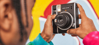 Instax Mini 40 - podstawowy model w eleganckim wydaniu