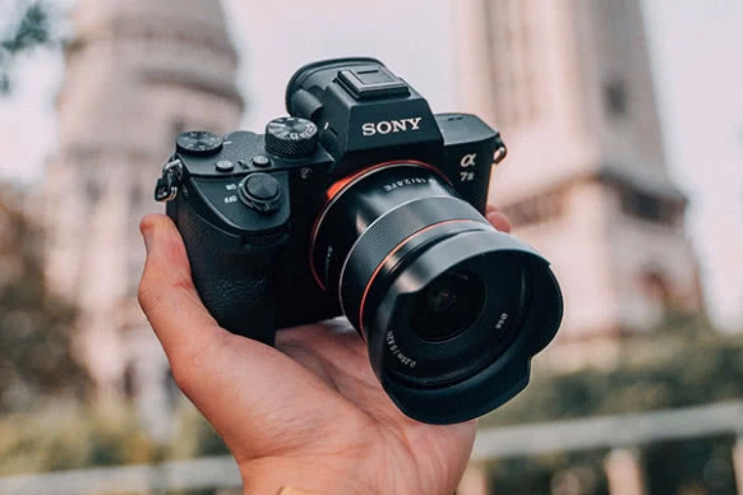 Aktualizacje firmware’u obiektywów Samyang - lepszy AF z aparatami Sony E