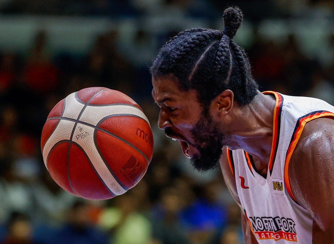 Fot. Mark Fredesjed Cristino, "Angry Ball", 2. miejsce w kat. Basketball / World Sports Photography Awards 2026