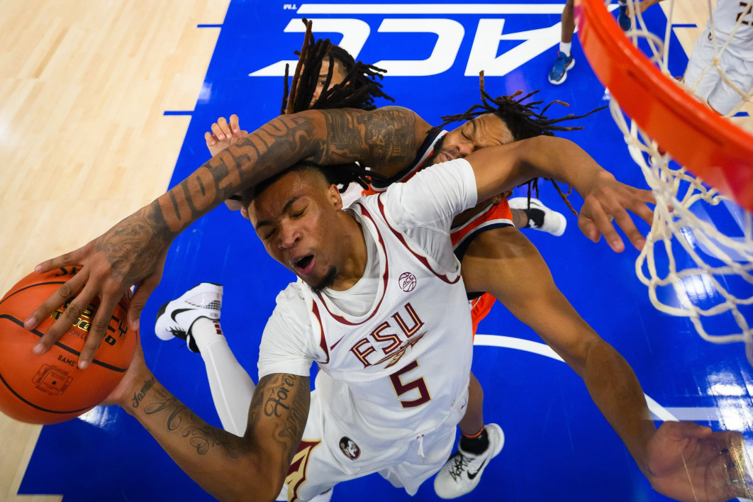 Fot. Andrew Hancock, "Ferocious Block", 3. miejsce w kat. Basketball / World Sports Photography Awards 2026
