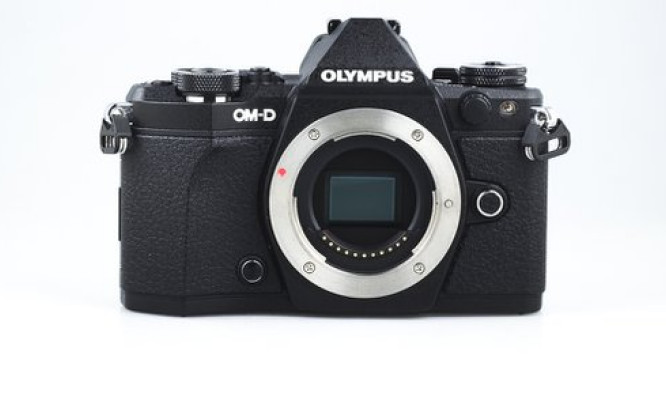  Olympus OM-D E-M5 II - test aparatu