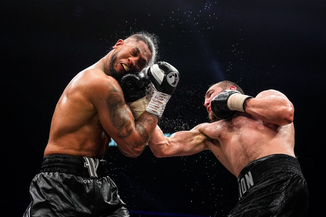 Fot. Alexis Goudeau, "Uppercut", 1. miejsce w kat. Boxing / World Sports Photography Awards 2026