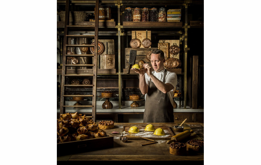 fot. John Carey, Calun in his Pie Room, 1. miejsce w kategorii The Philip Harben Award for Food in Action
