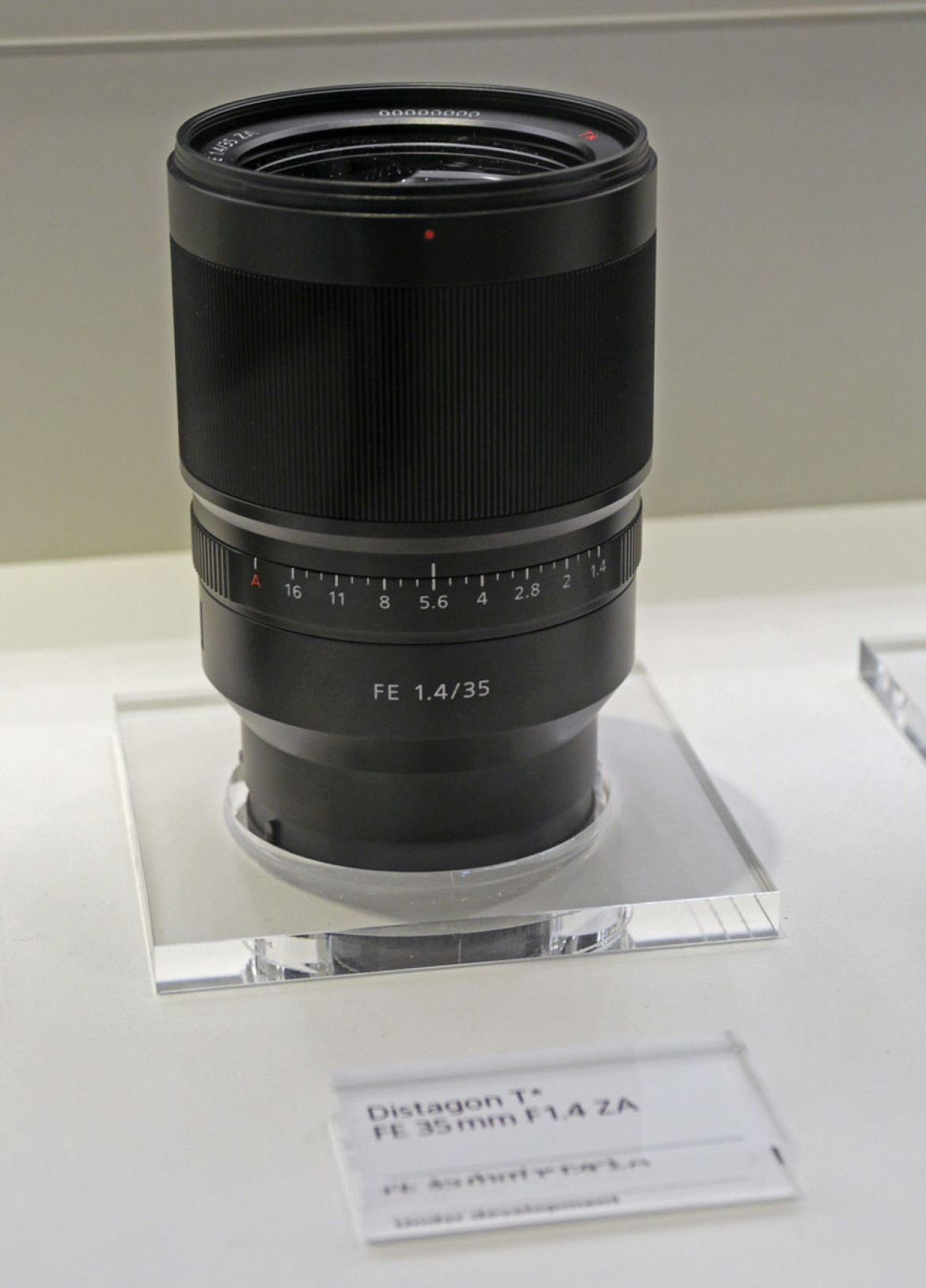 prototyp obiektywu Zeiss 35 mm f/1,4