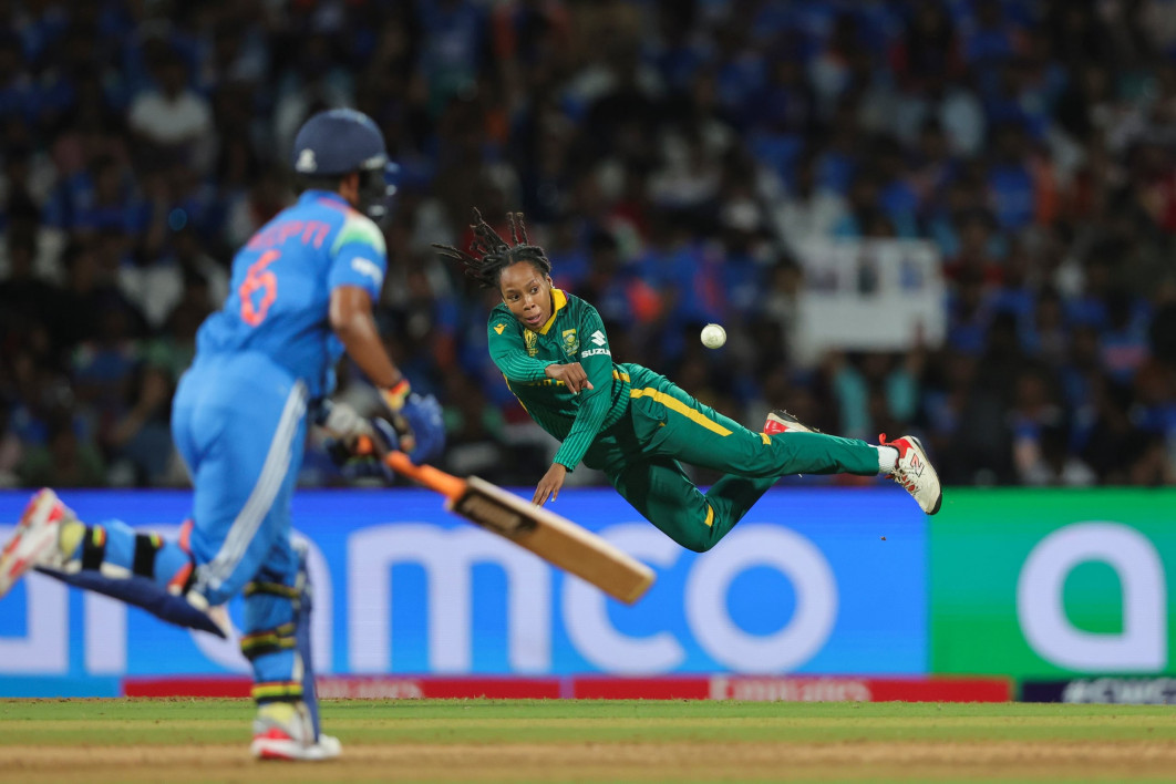 Fot. Pratik Koli, "Full Stretch Dive", 3. miejsce w kat. Cricket / World Sports Photography Awards 2026