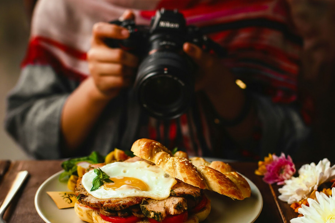 Aparaty i obiektywy do fotografii kulinarnej - przegląd rynku (2025)