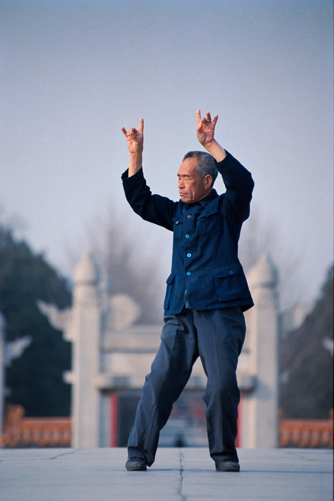 fot. Krzysztof Miller, Chiny, Pekin, 20.03.1993
Świątynia Ziemi, gdzie ludzie ćwiczą tai-chi – prastarą sztukę walki i medytacji
