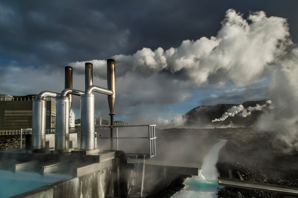 fot. Larry Louie, Energia geotermalna. Na islandii ponad 90% domów jest ogrzewanych i zasilanych energią geotermalną. Jednak jej wydobycie nie pozostaje obojętne dla środowiska, Islandia 2016