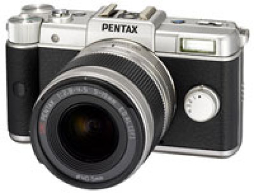 Pentax Q - limitowana srebrna edycja