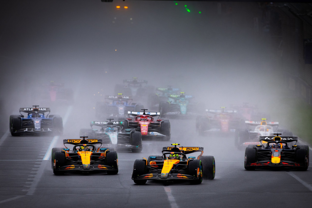 Fot. Jayce Illman, "Low Visibility In Melbourne", 2. miejsce w kat. Formula 1 / World Sports Photography Awards 2026