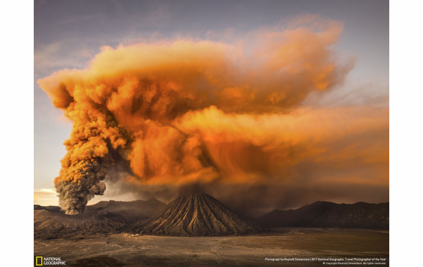 fot. Reynold Dewantara, Mt. Bromo, wyróżnienie w kategorii Natura