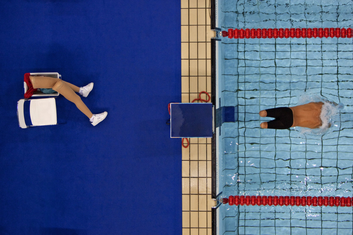 Specjalne wyróżnienie, Zwycięzca w kategorii "Sporty wodne", Paralympic swimmer, Bob Martin, 2004