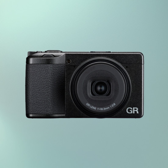 Ricoh GR IV