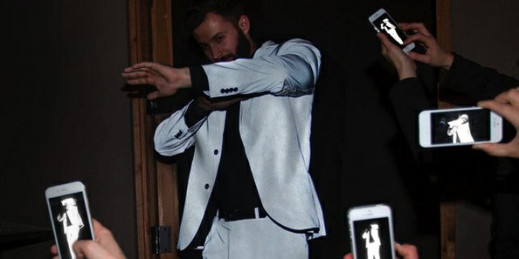 Ubrania Flashback - zmora dla Paparazzich