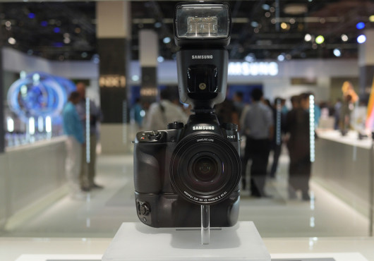 najważniejsza premiera targów - Samsung NX1