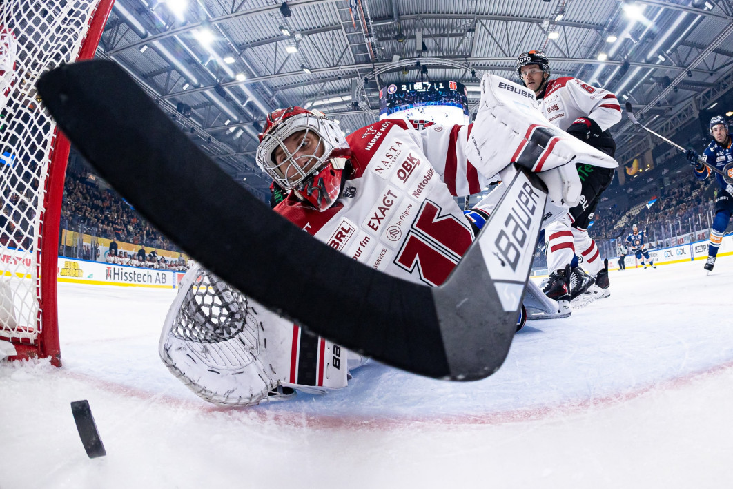 Fot. Jonas Ljungdahl, "Dejected", 2. miejsce w kat. Ice Hockey / World Sports Photography Awards 2026