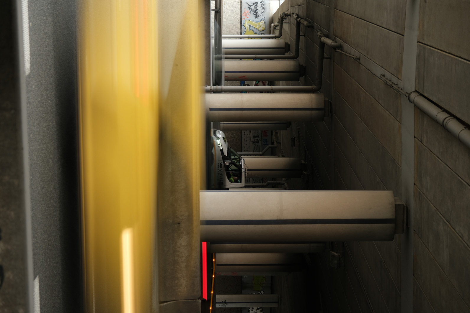 1/10 s, f/4, ISO 160, 55.0 mm