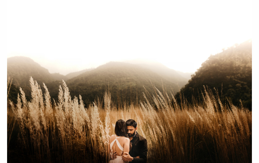 fot. Naman Verma / Junebug Wedding Best of Best Engagement Photo Collection