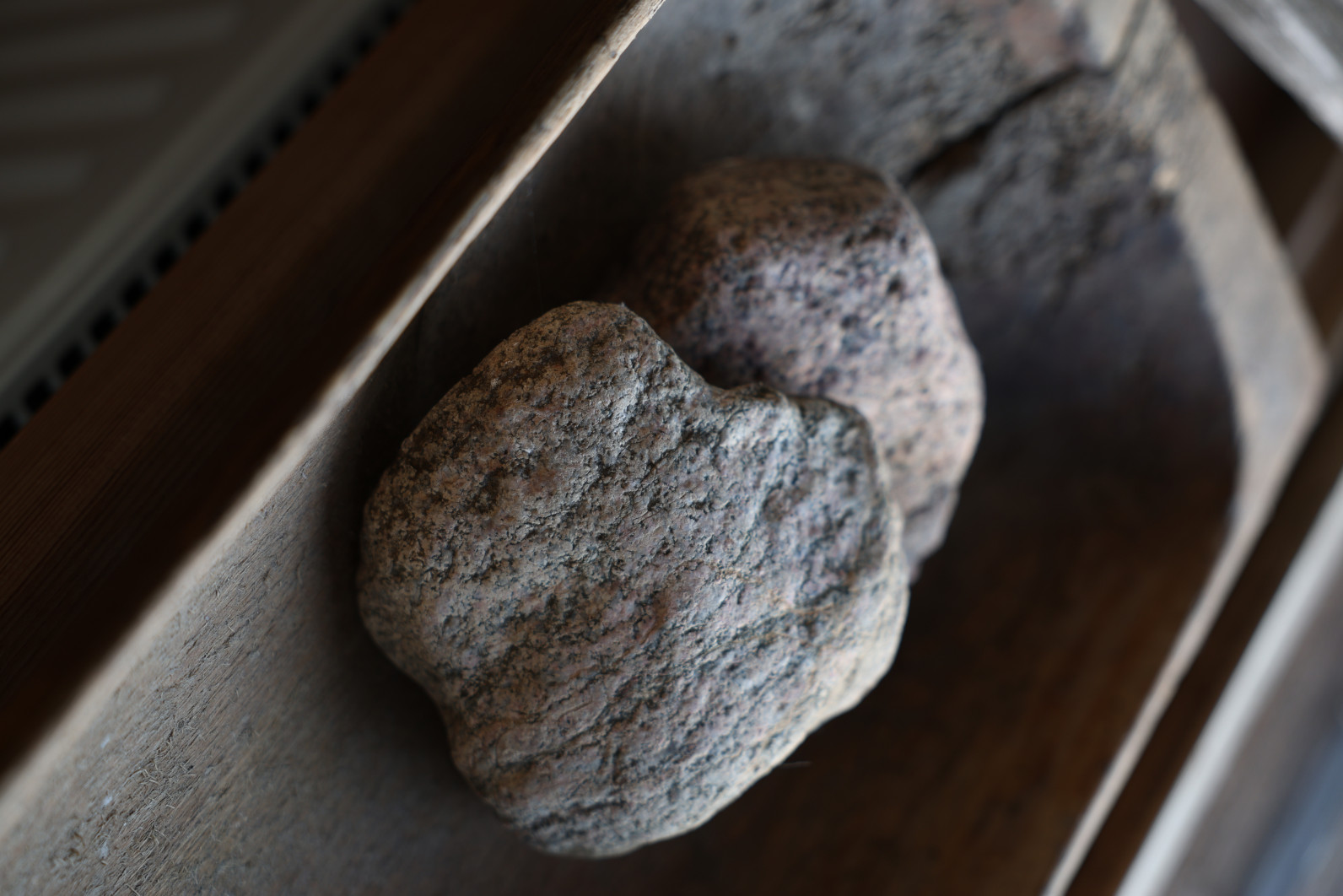 1/100 s, f/2.8, ISO 100, 70.0 mm