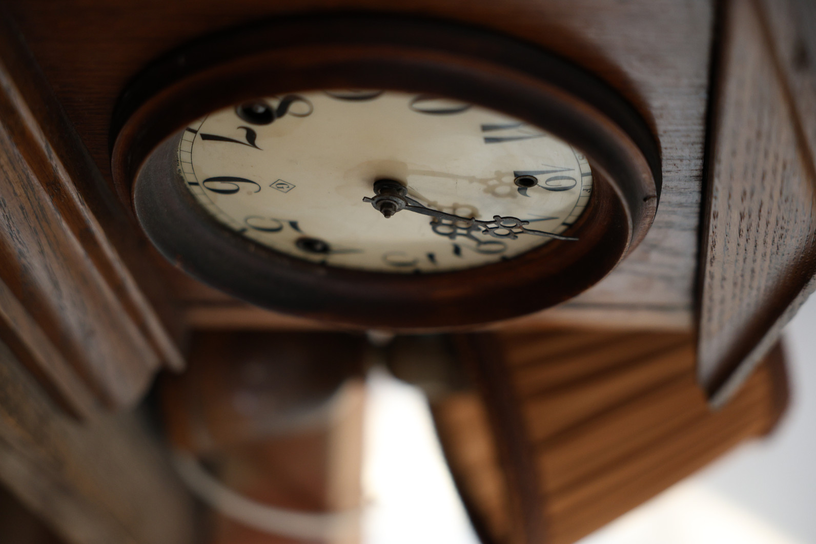 1/100 s, f/2.8, ISO 2000, 70.0 mm