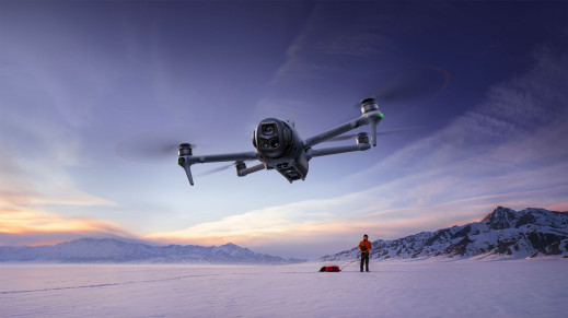 DJI Mavic 4 Pro - 100-megapikselowa kamera, obracany gimbal i wykrywanie przeszkód działające w nocy