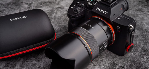 Samyang Lens Station gratis przy zakupie obiektywów do Sony E