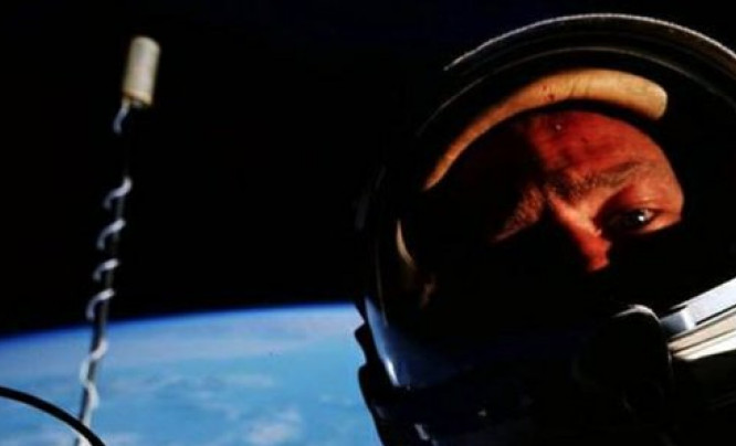 Kosmiczne selfie sprzedane za 9,200 dolarów