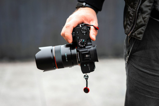 Samyang AF 75 mm f/1.8 FE - ultralekka, jasna portretówka o zapomnianej ogniskowej