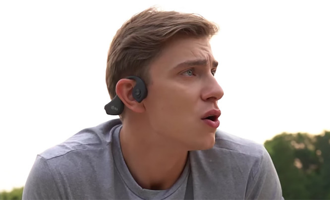 Vifrew - kamera sportowa w formie słuchawek