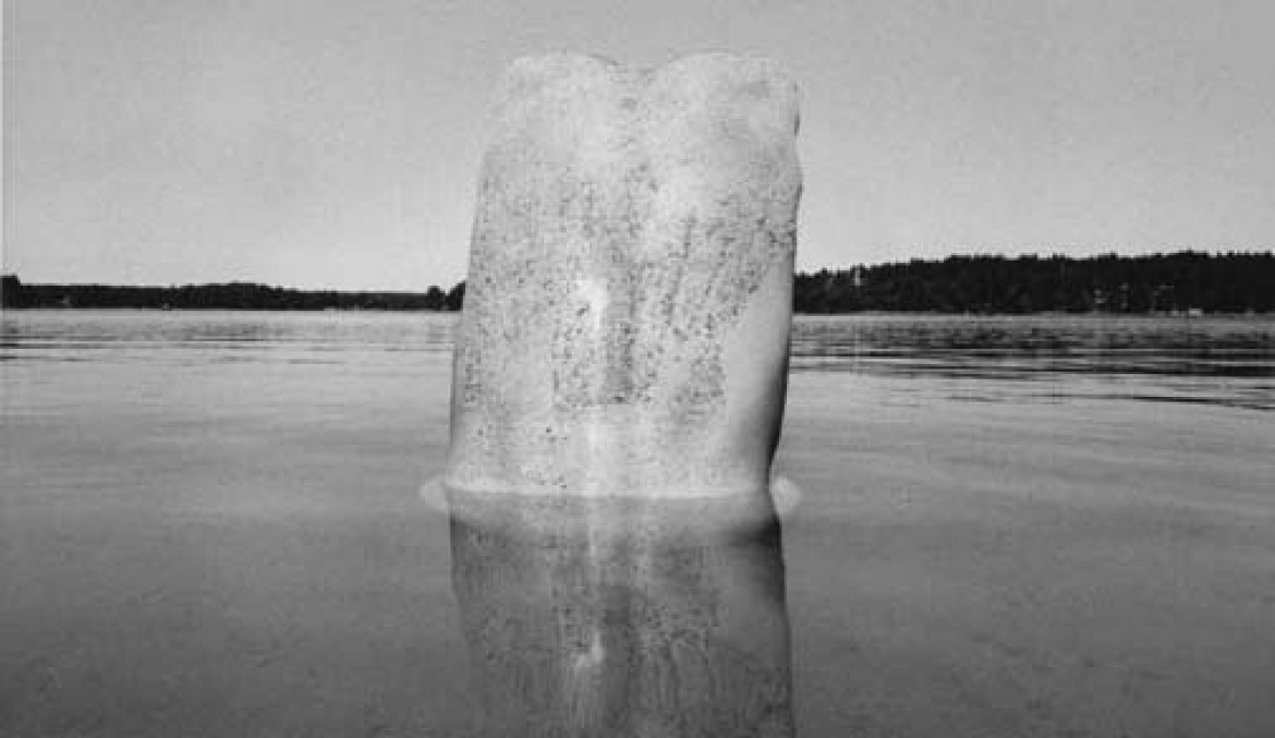 fot. Arno Rafael Minkkinen, Self-portrait, Nauvo, Finland, 1973
