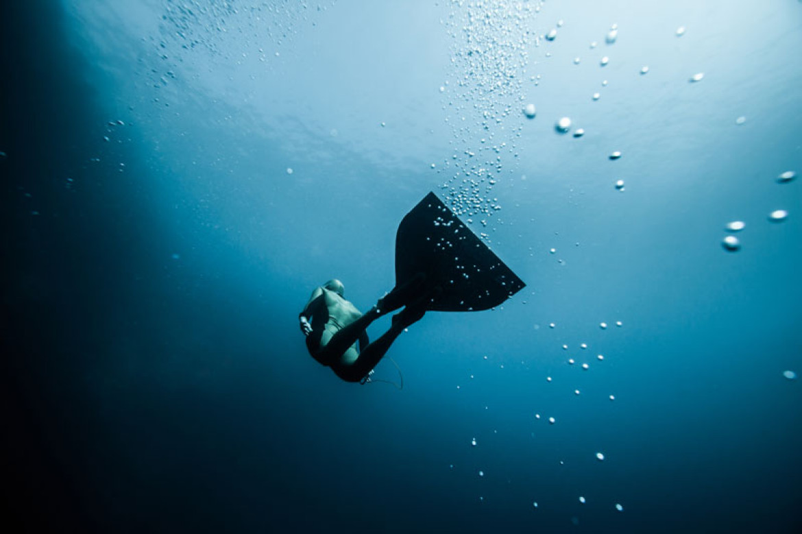Rafał Meszka (freelancer). Freediving - nurkowanie na wstrzymanym oddechu, bez użycia żadnego sprzętu. Nurek ma tyle powietrza, na ile pozwala mu objętość płuc.