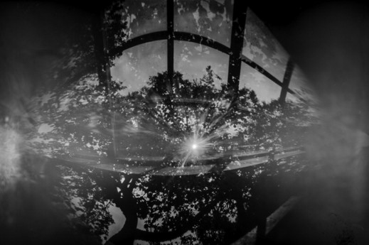 „Stany widzenia“ Krzysztofa Szlapy - fotografie jak pocztówki przesłane z dalekiej podróży