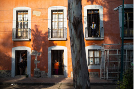 I miejsce w kategorii LUDZIE - fot. Mariusz Janiszewski, „National Geographic”
Meksyk. Mimo że prostytucja w Meksyku jest legalna, kobiety zajmujące się tą profesją żyją w skrajnej biedzie. W stolicy powstał pierwszy na świecie ośrodek dla emerytowanych prostytutek. Na zdjęciy: Casa Xochiquetzal – nazwa tego miejsca została zaczerpnięta od imienia azteckiej bogini piękna.
Styczeń 2019