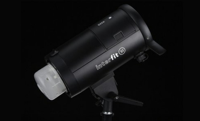  Interfit S1 – nowy gracz na rynku oświetlenia fotograficznego